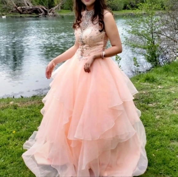 Ballgown - Picture 2 of 3